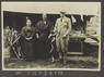 大正11（1922）年に来日した英国のエドワード皇太子（右）の写真＝宮内庁宮内公文書館所蔵