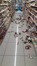 コンビニエンスストアでは、棚から落ちた商品が床に散乱した＝愛媛県愛南町で2024年4月17日（提供写真）